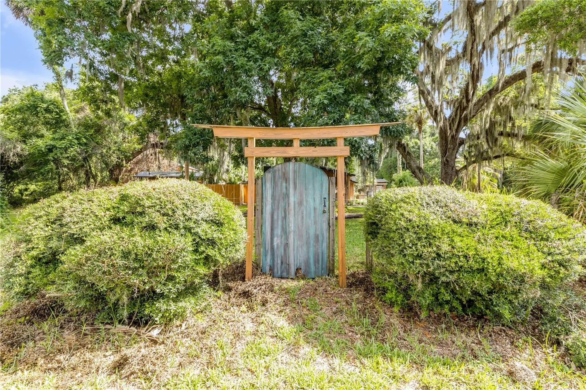 233 W Ariel Road Edgewater FL 32141