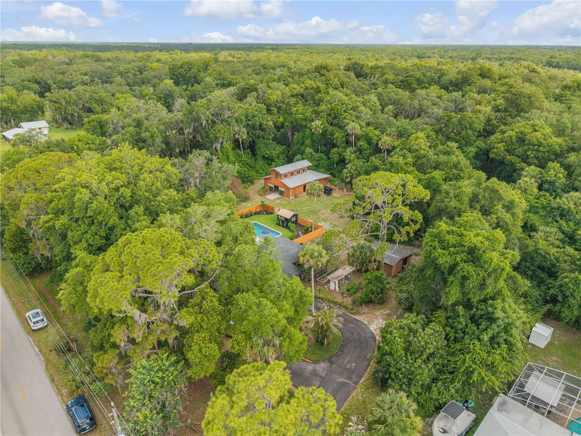 233 W Ariel Road Edgewater FL 32141