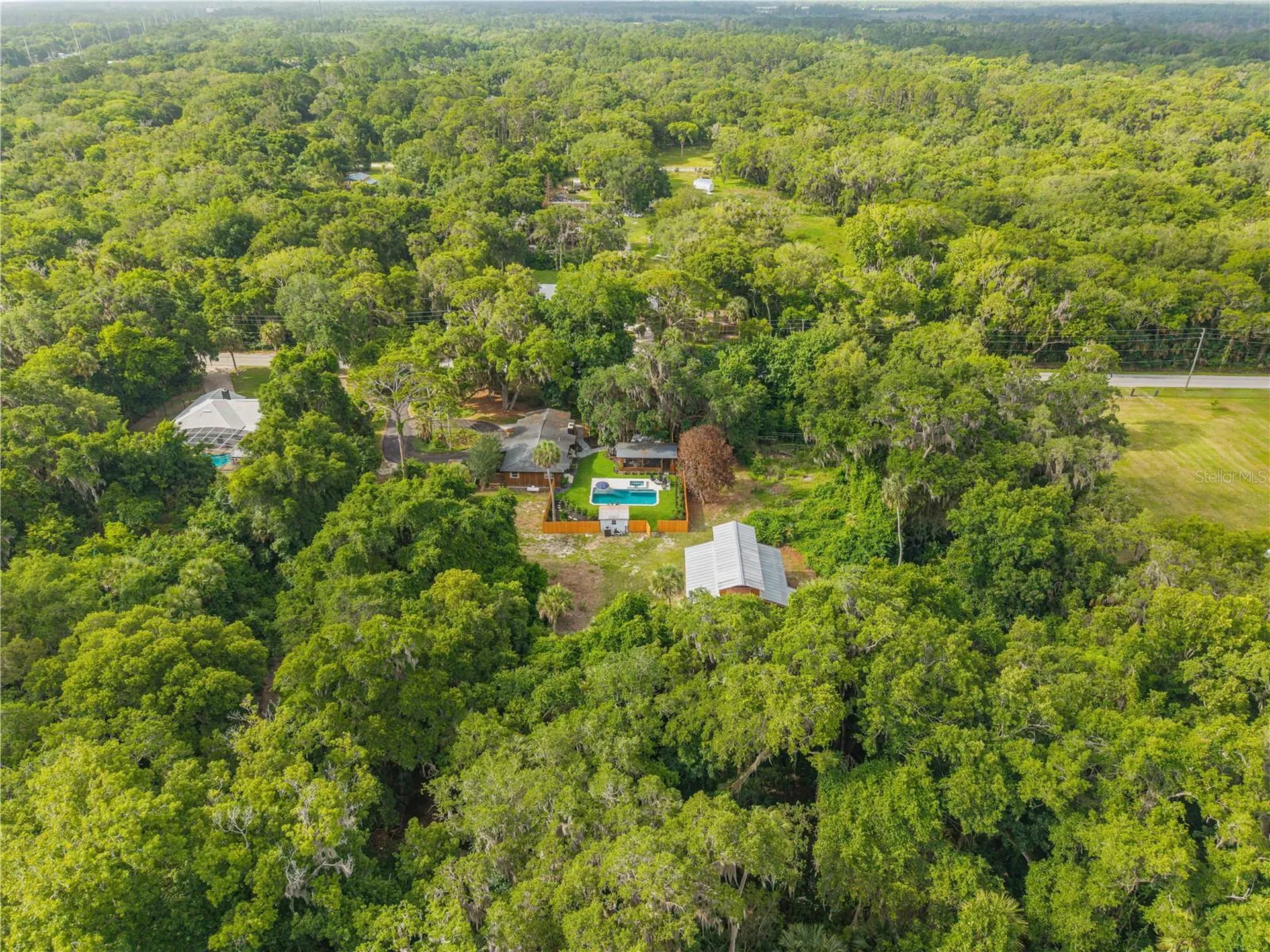 233 W Ariel Road Edgewater FL 32141