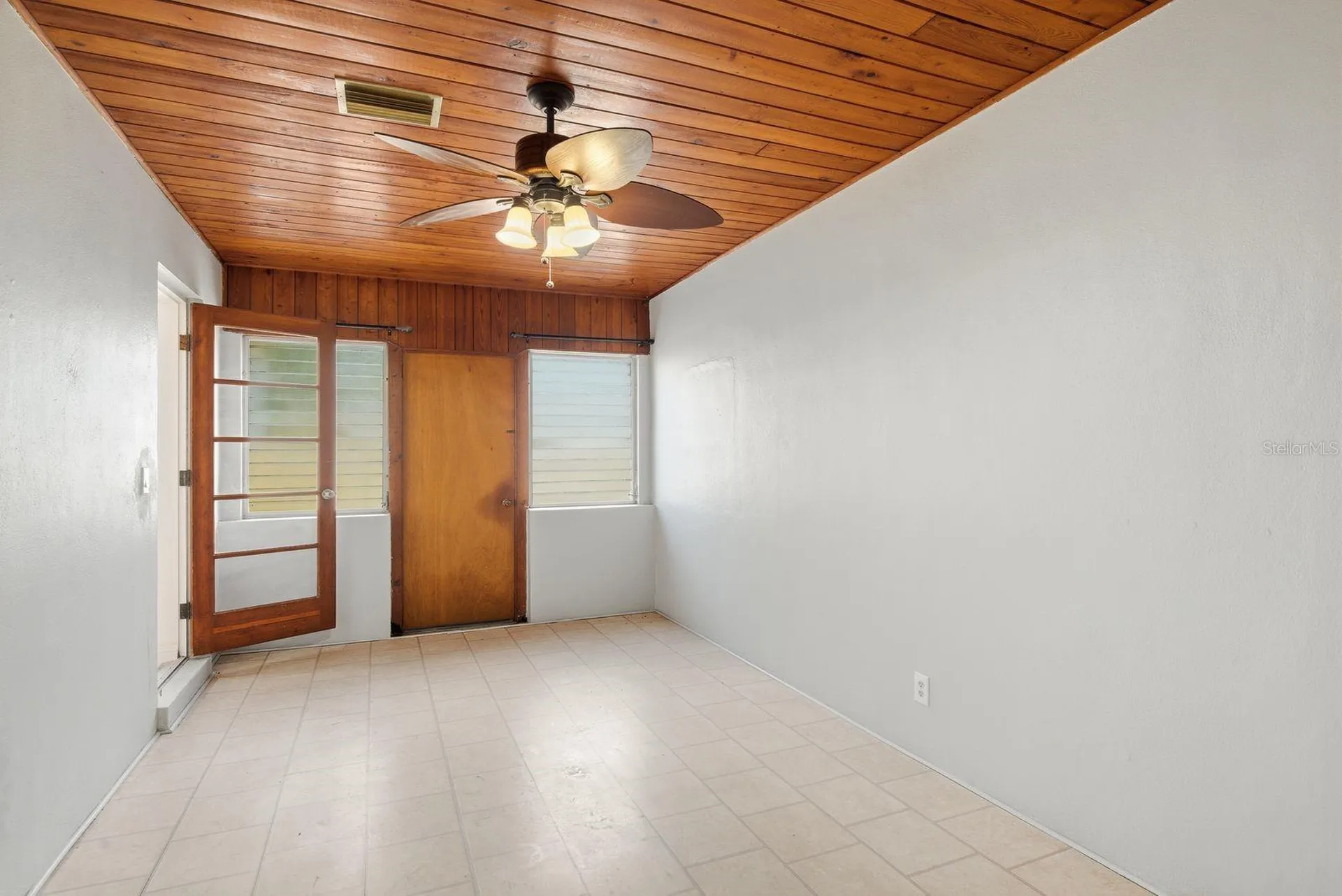 4325 S Coolidge Avenue Tampa FL 33611