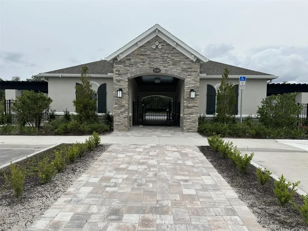 4361 Campsite Loop Orlando FL 32824