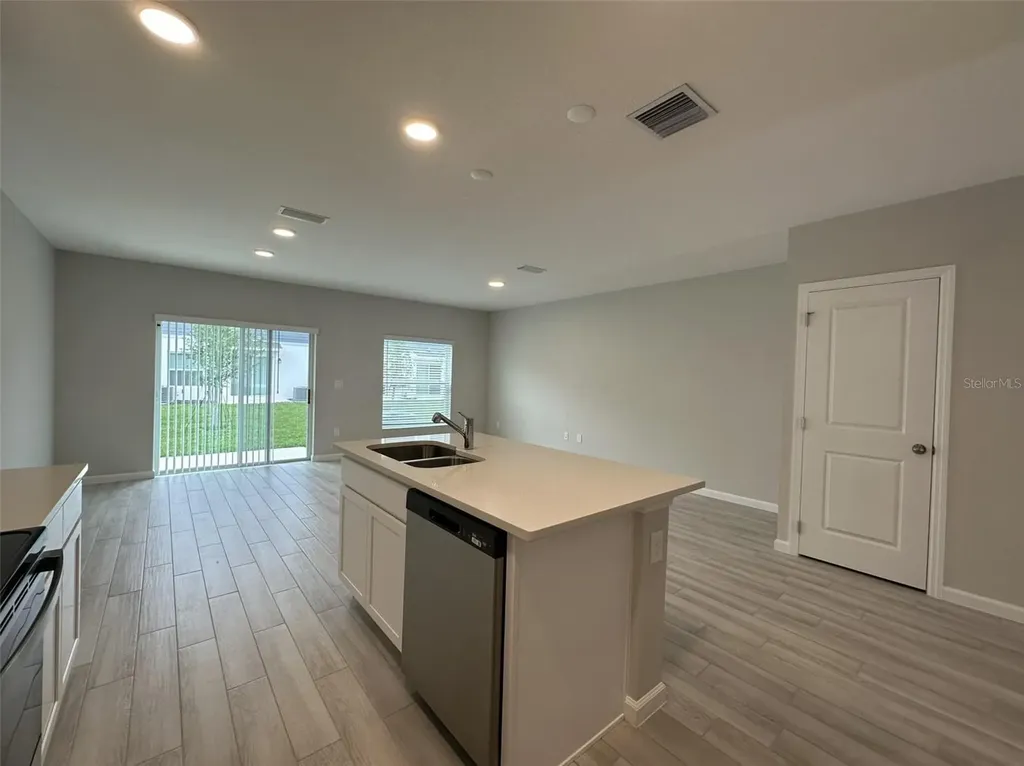 4361 Campsite Loop Orlando FL 32824