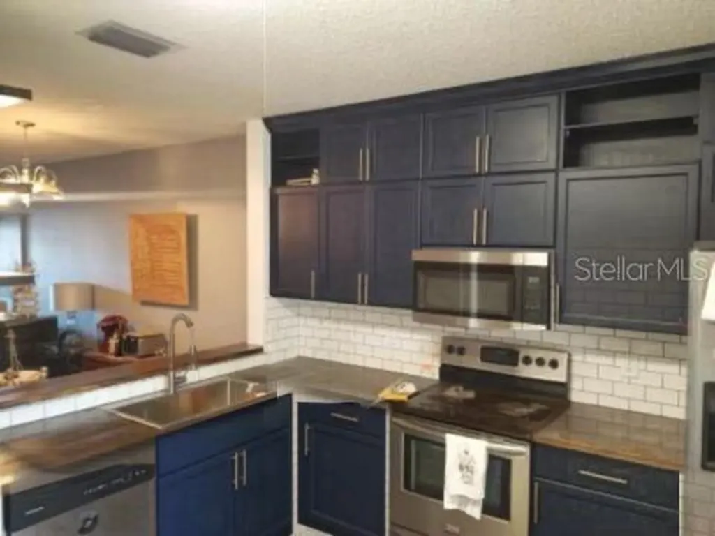 6367 Bayside Key Drive Tampa FL 33615