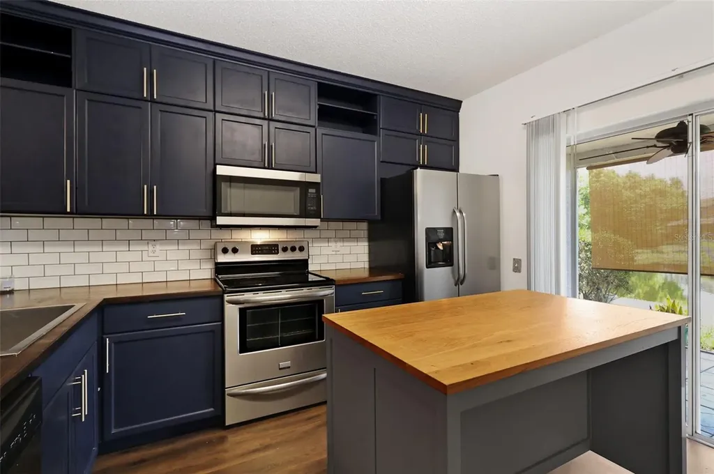 6367 Bayside Key Drive Tampa FL 33615