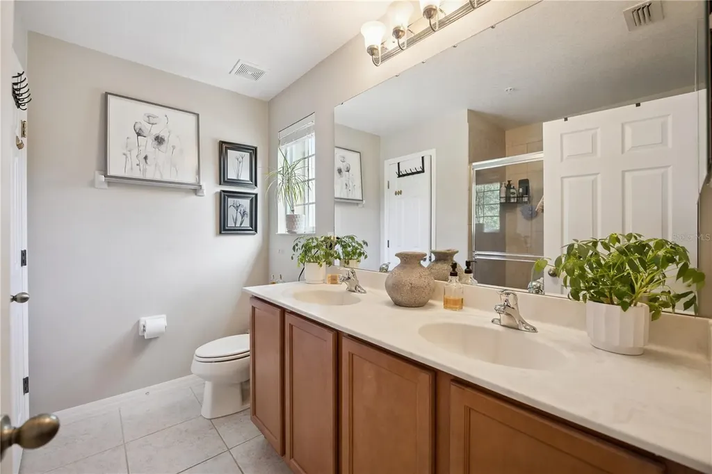 7964 Edgewood Forest Drive Orlando FL 32827
