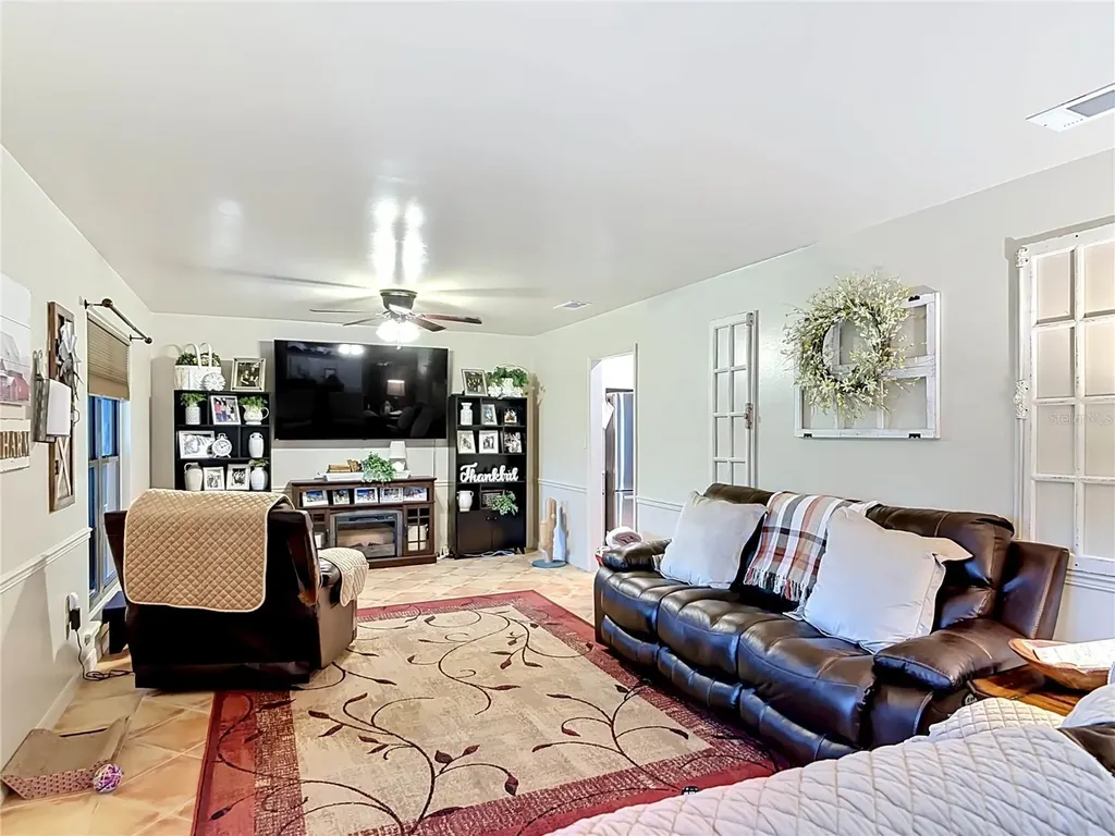 1395 Maytown Road Osteen FL 32764