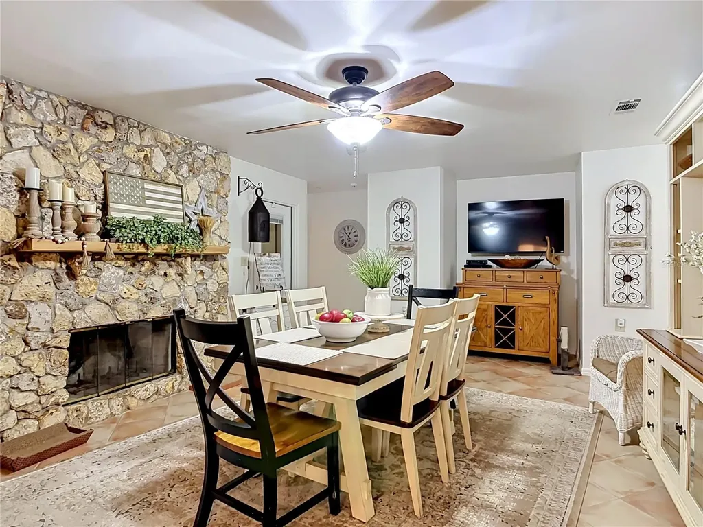 1395 Maytown Road Osteen FL 32764