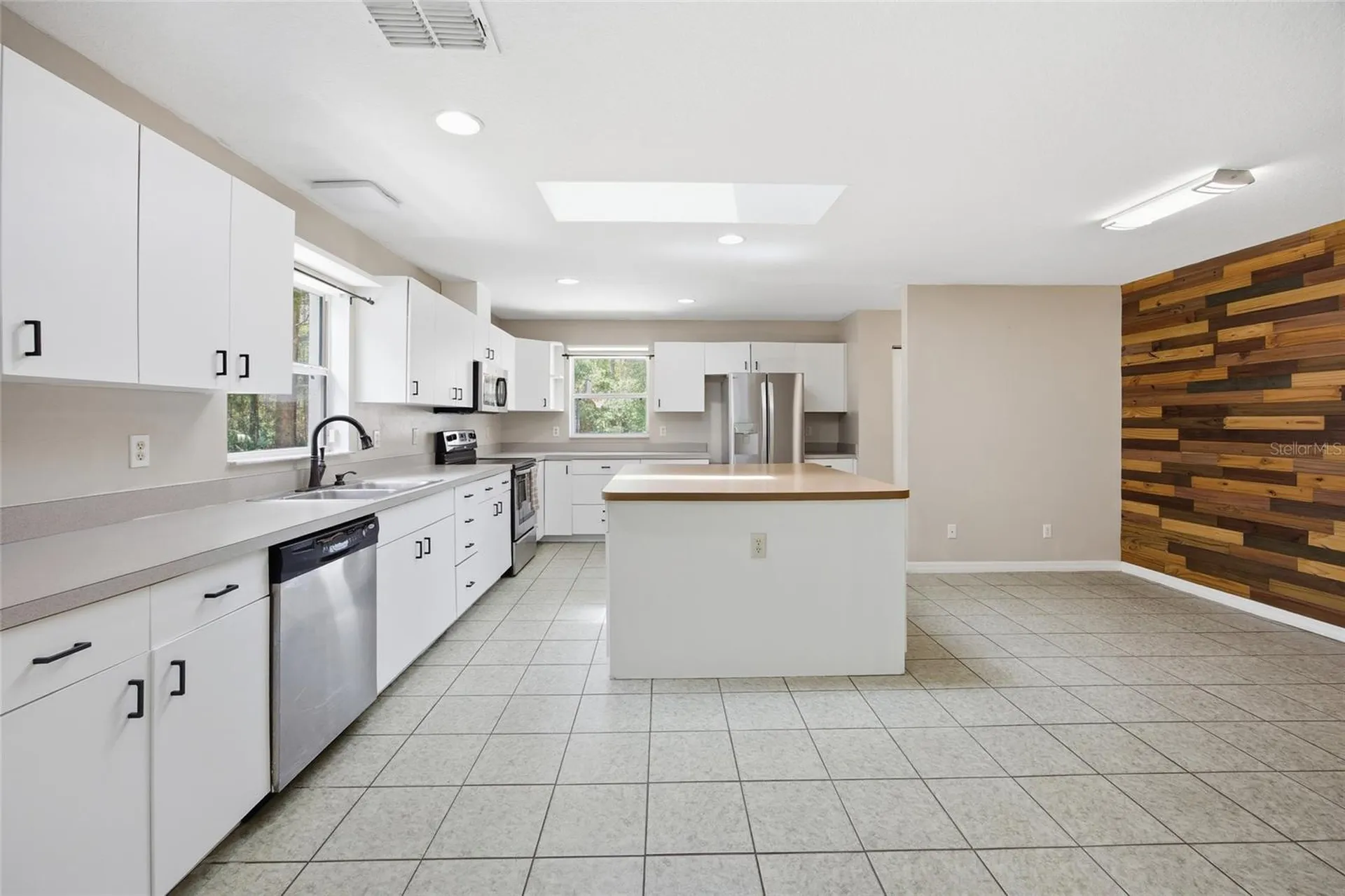 7050 NE State Road 121 Williston FL 32696