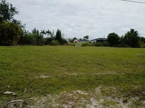2915 Diplomat Parkway W Cape Coral FL 33993