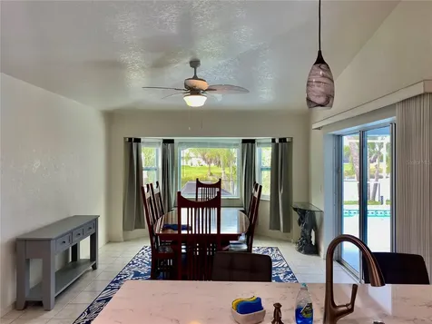 123 Kings Drive Rotonda West FL 33947