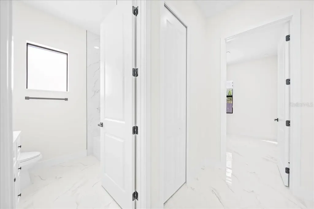 1226 NE 5th Place Cape Coral FL 33909