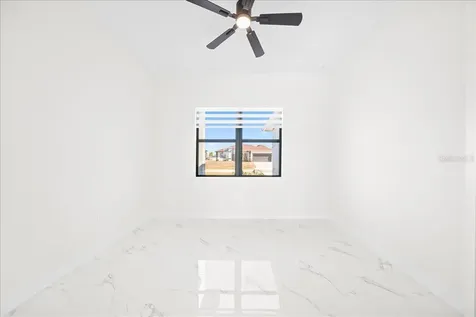 1226 NE 5th Place Cape Coral FL 33909