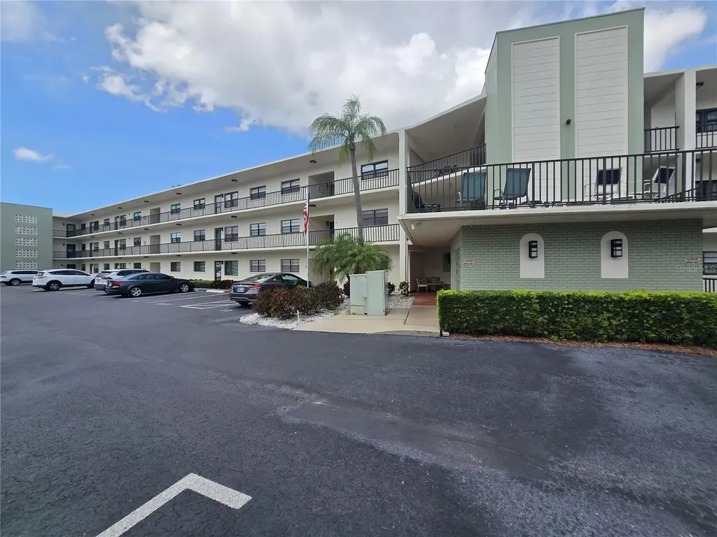 5980 Terrace Park Drive N St Petersburg FL 33709