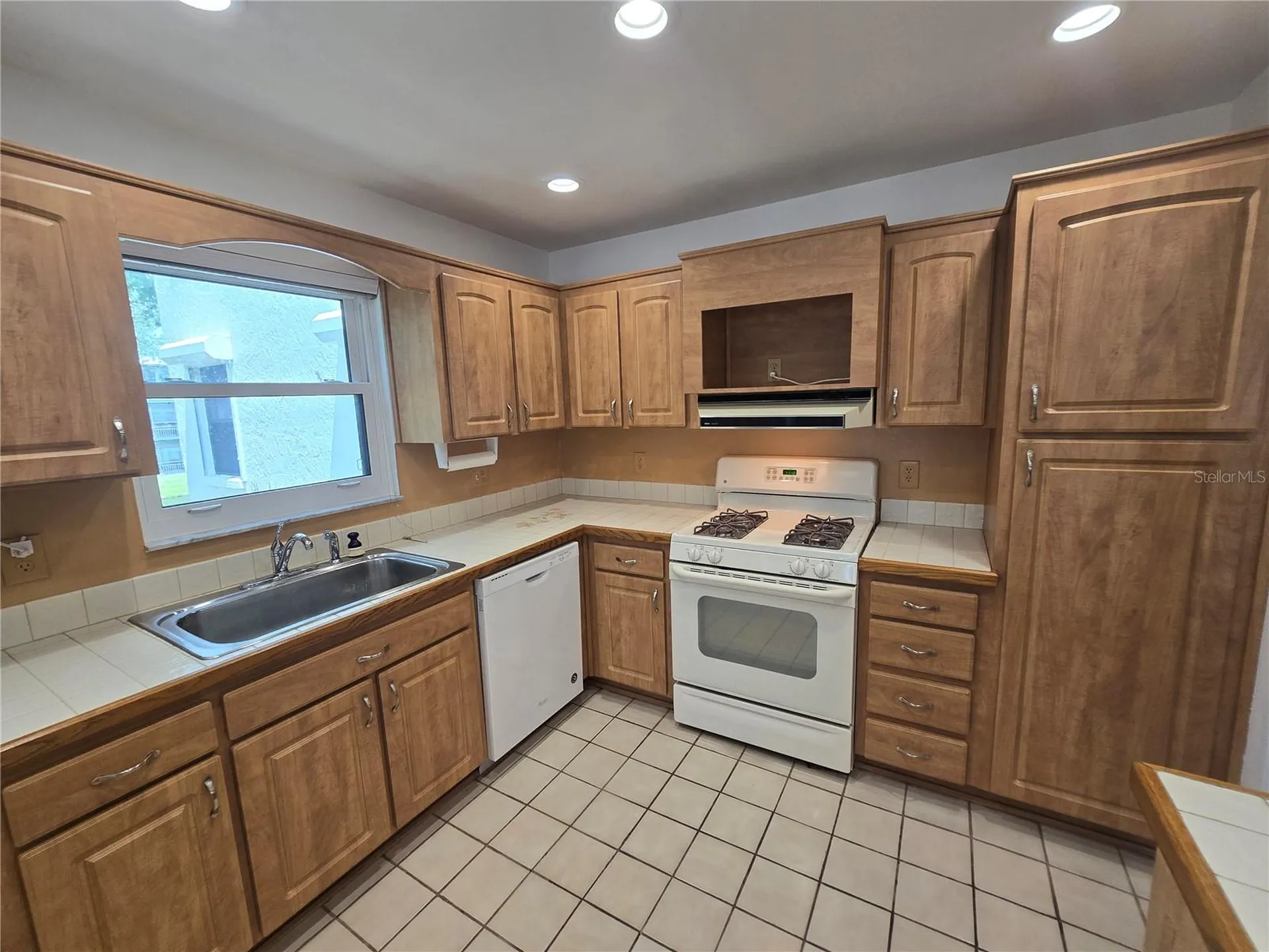 5980 Terrace Park Drive N St Petersburg FL 33709