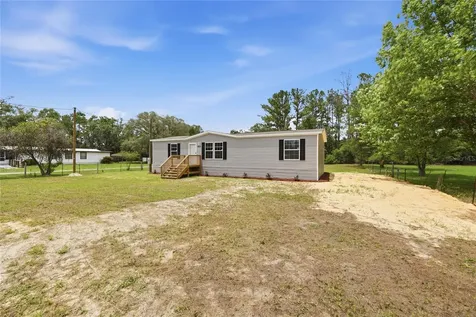 8611 NE 61st Place Bronson FL 32621