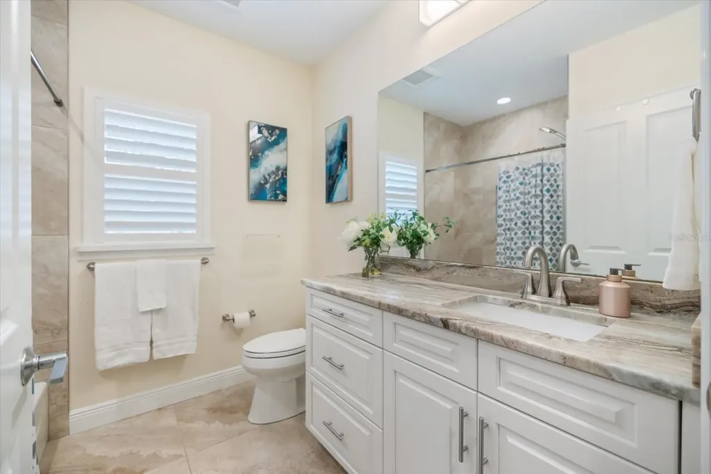 2339 Datura Street Sarasota FL 34239