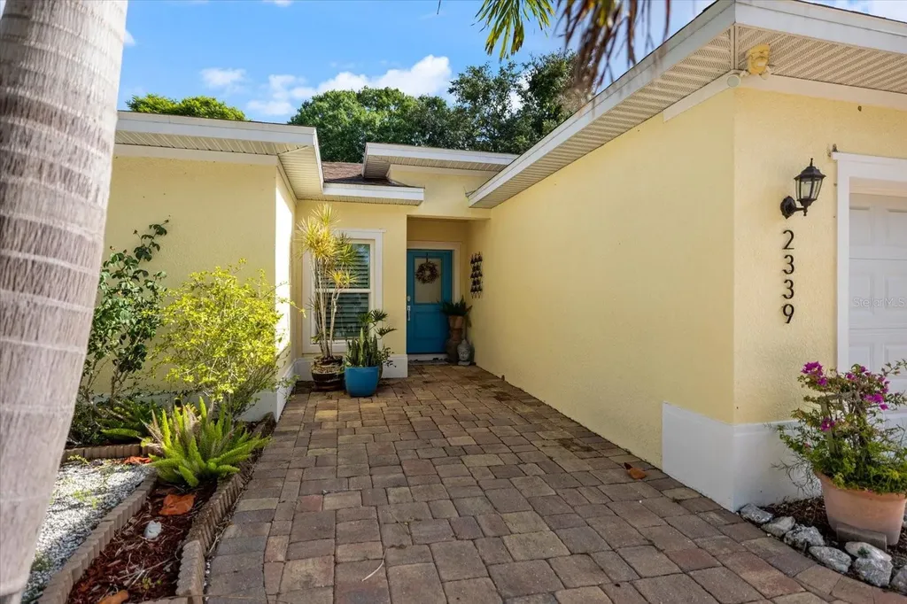 2339 Datura Street Sarasota FL 34239