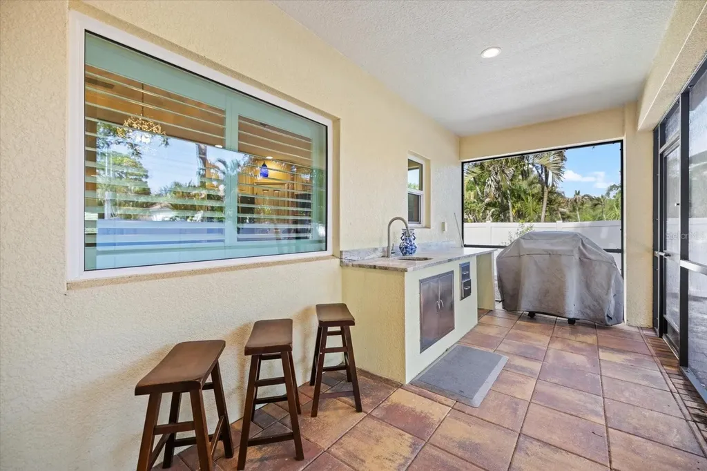 2339 Datura Street Sarasota FL 34239