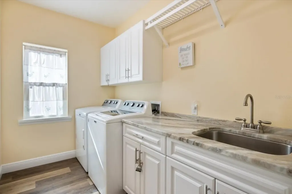 2339 Datura Street Sarasota FL 34239