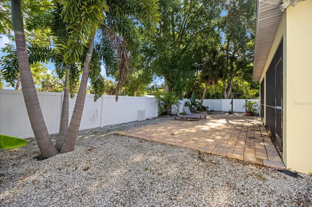2339 Datura Street Sarasota FL 34239