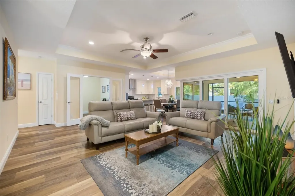 2339 Datura Street Sarasota FL 34239
