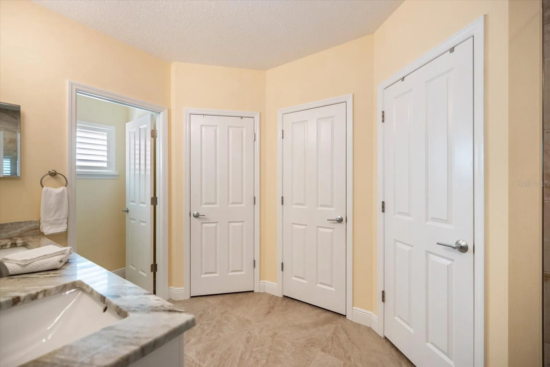 2339 Datura Street Sarasota FL 34239