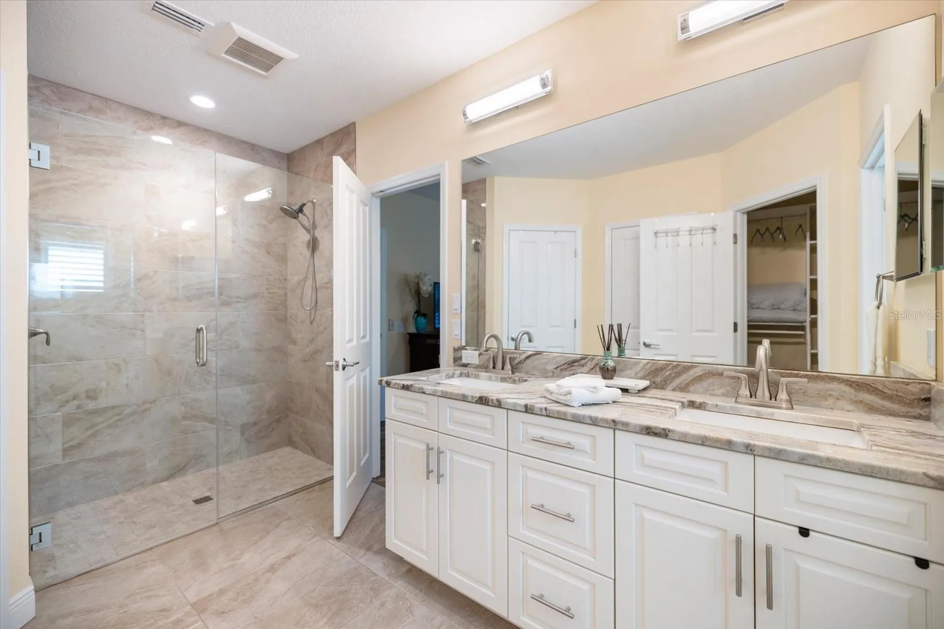 2339 Datura Street Sarasota FL 34239