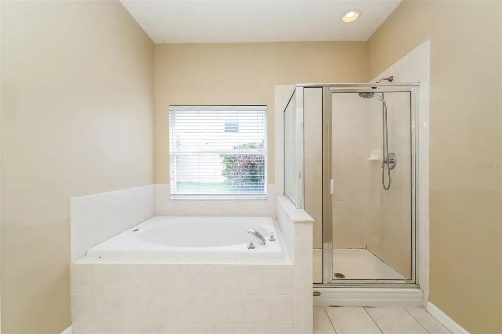 14831 Heronglen Drive Lithia FL 33547