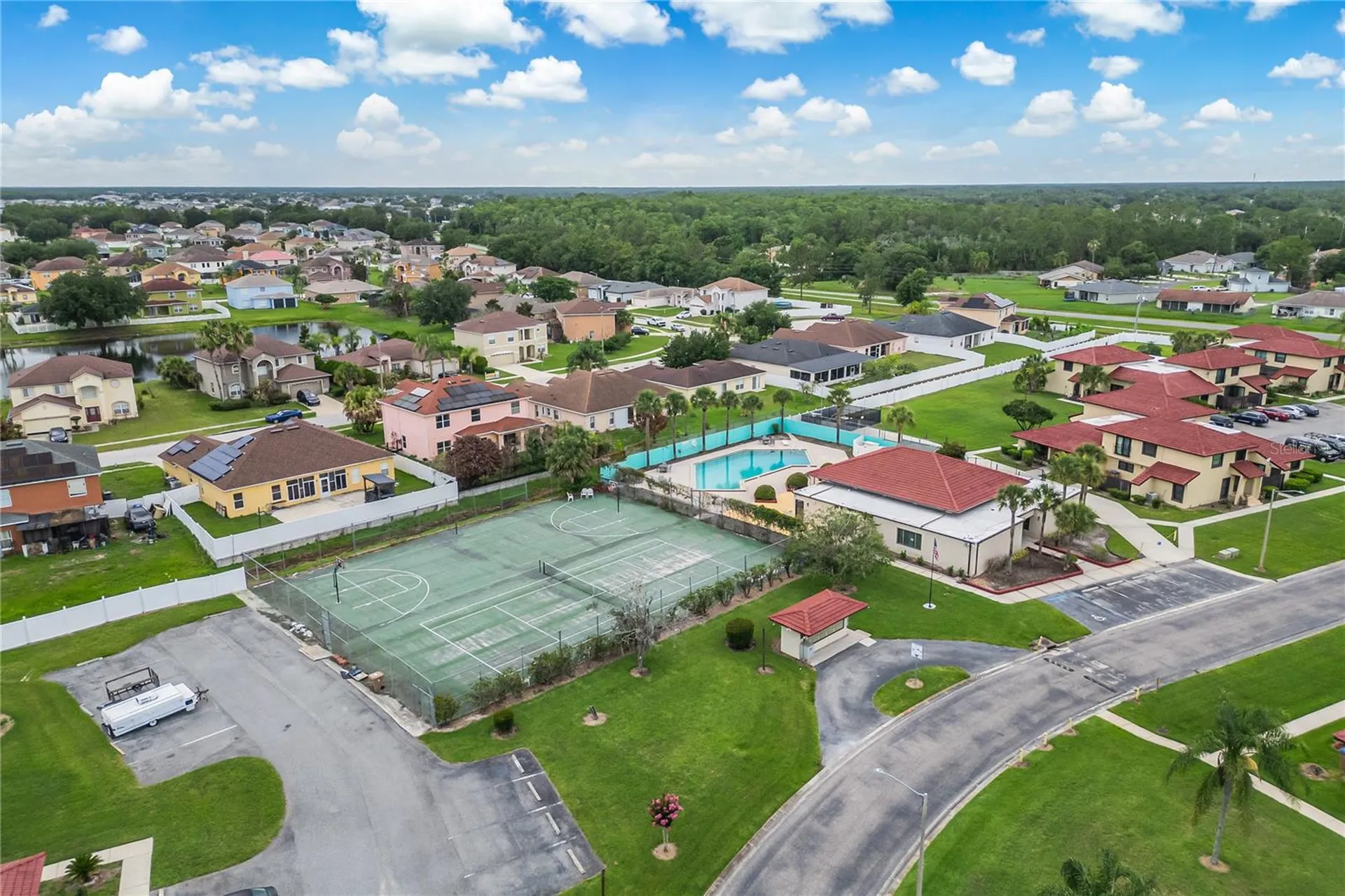 447 Hunter Circle Kissimmee FL 34758