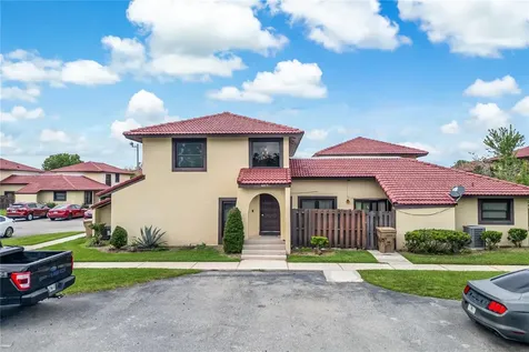447 Hunter Circle Kissimmee FL 34758