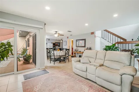 447 Hunter Circle Kissimmee FL 34758