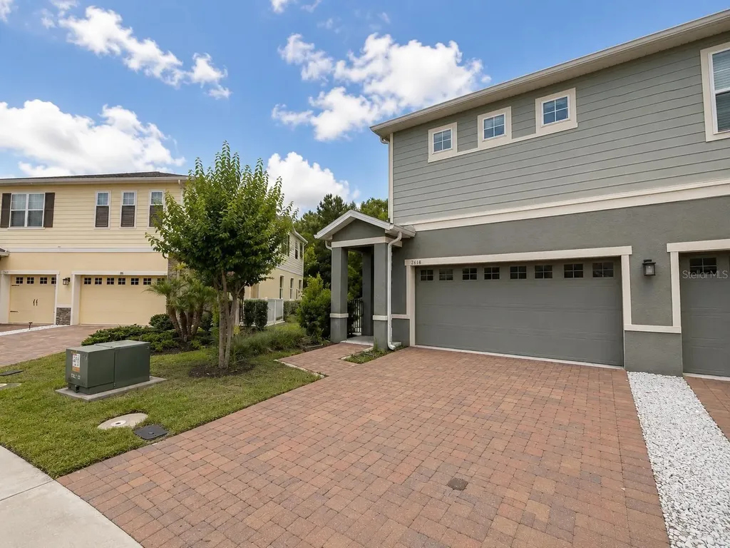 2618 Pleasant Cypress Circle Kissimmee FL 34741