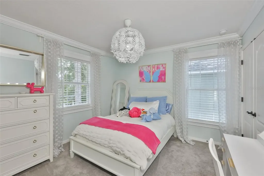 16012 Loneoak View Drive Lithia FL 33547