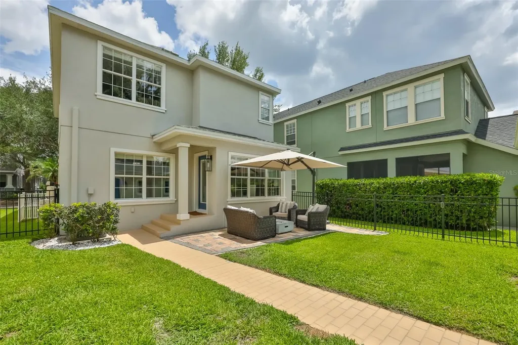 16012 Loneoak View Drive Lithia FL 33547