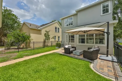 16012 Loneoak View Drive Lithia FL 33547