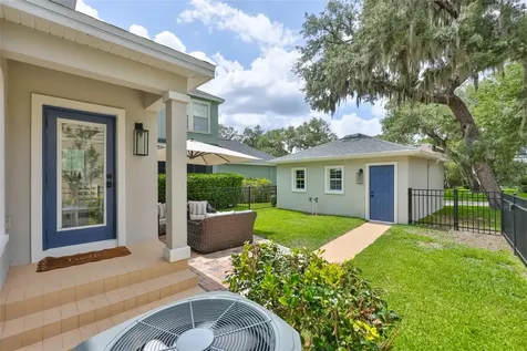 16012 Loneoak View Drive Lithia FL 33547