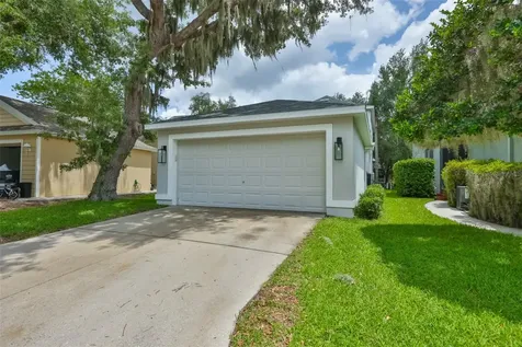 16012 Loneoak View Drive Lithia FL 33547