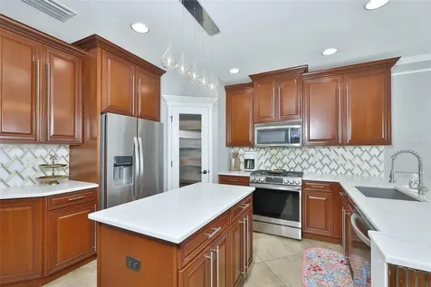 16012 Loneoak View Drive Lithia FL 33547