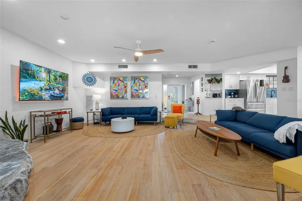 2153 Karan Way Clearwater FL 33763