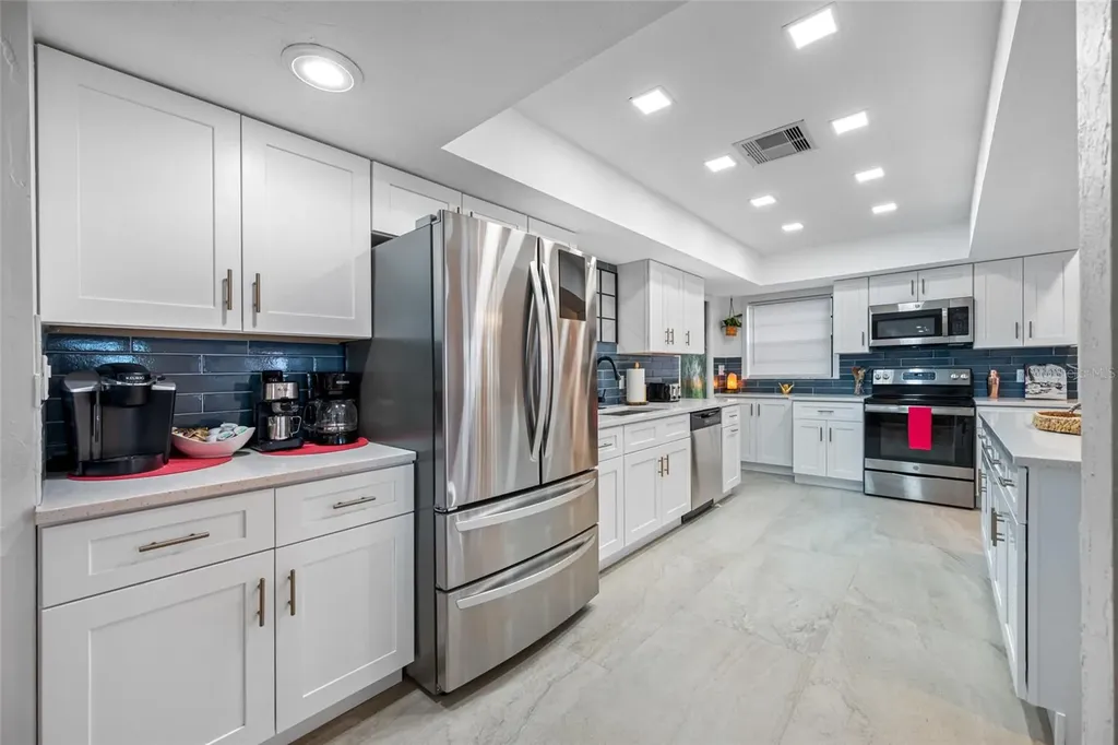 2153 Karan Way Clearwater FL 33763