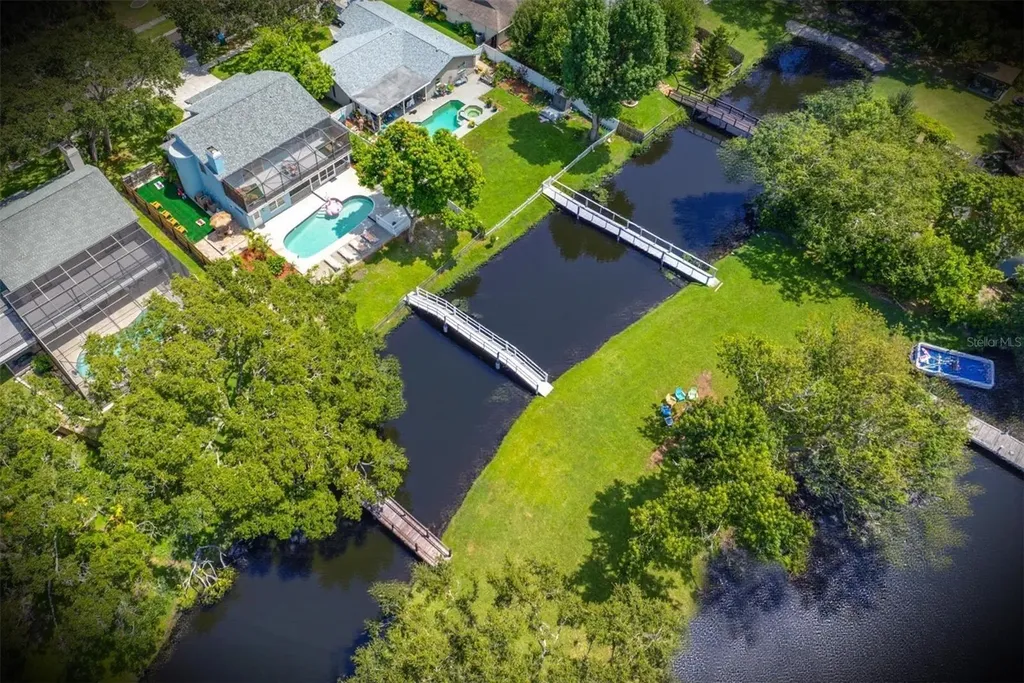2153 Karan Way Clearwater FL 33763