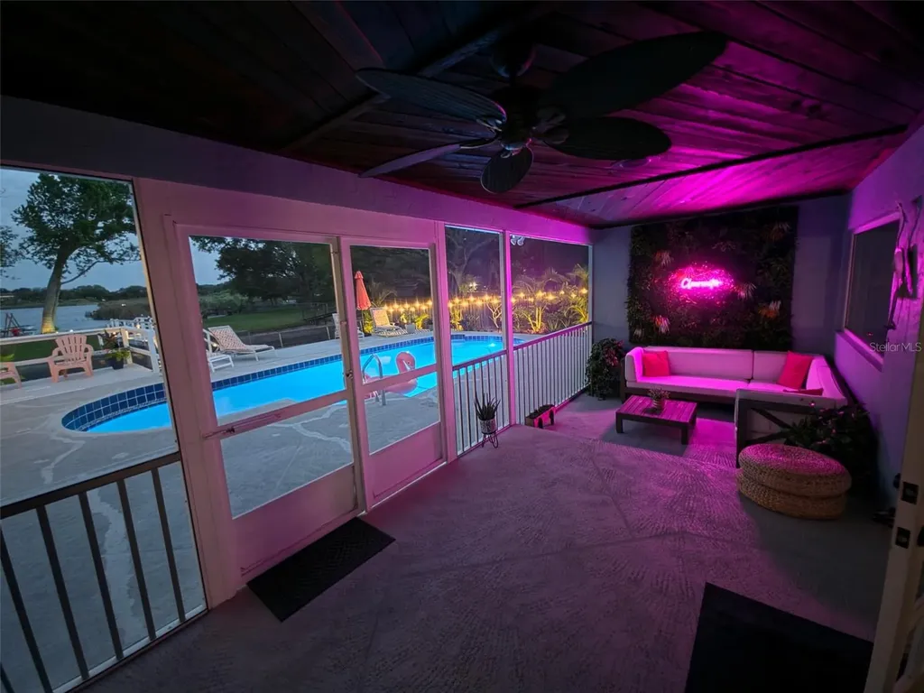 2153 Karan Way Clearwater FL 33763
