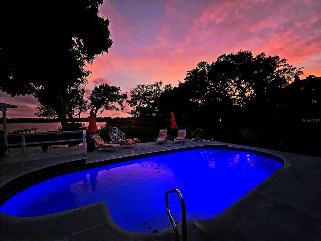 2153 Karan Way Clearwater FL 33763