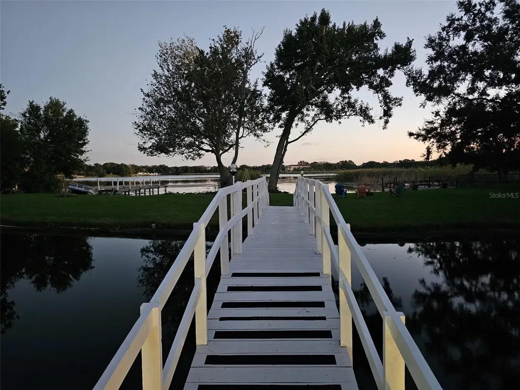 2153 Karan Way Clearwater FL 33763