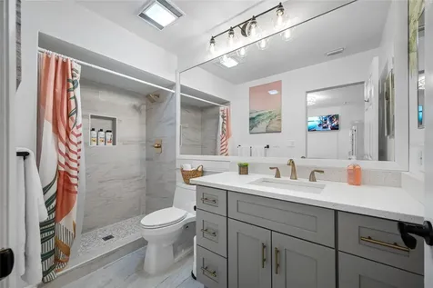 2153 Karan Way Clearwater FL 33763