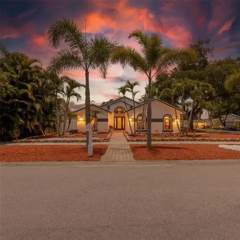 8949 106TH Avenue N Seminole FL 33777
