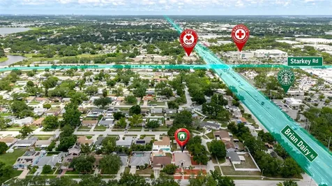 8949 106th Avenue N Seminole FL 33777