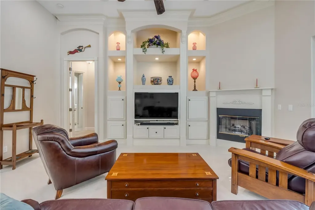 181 Hawkcrest Court Debary FL 32713