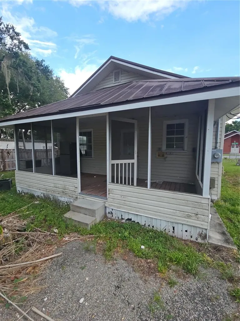 220 Dixie Highway Auburndale FL 33823