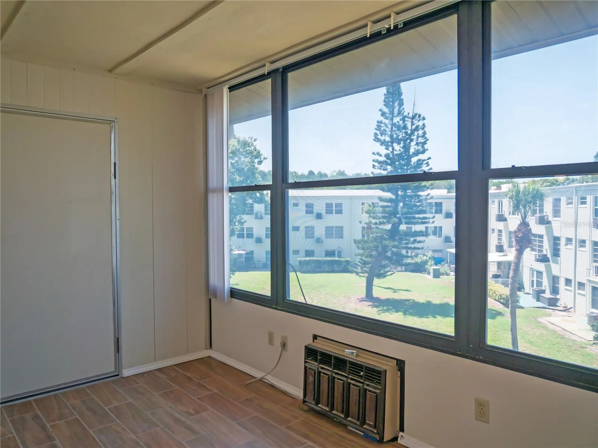 2444 Enterprise Road Clearwater FL 33763